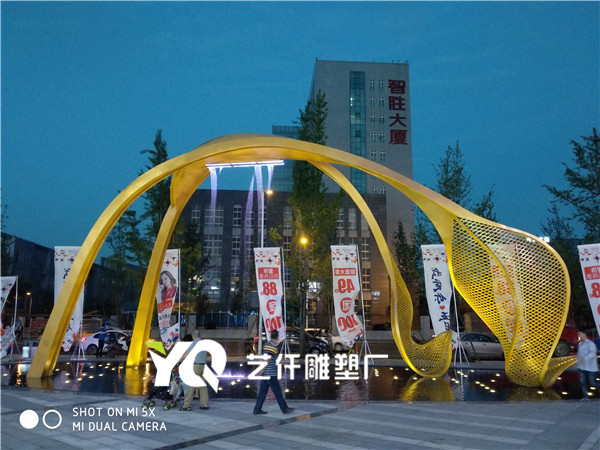 四川大型异形雕塑厂家